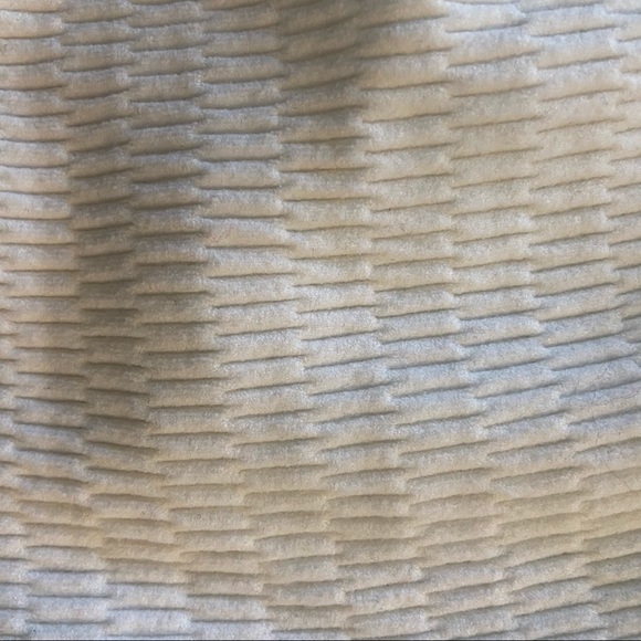 Luzette Collection White Strapless Ribbed Band - Picture 3 of 3